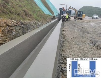 維特根SP 15滑模攤鋪機助力貴黃高速建設，高標準打造大尺寸排水溝再獲盛譽