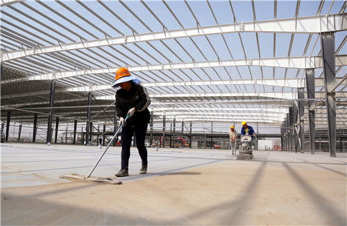 湖北美的洗衣機(jī)產(chǎn)業(yè)園建設(shè)正酣 主體土建工程基本結(jié)束，全面進(jìn)入設(shè)備安裝與調(diào)試新階段